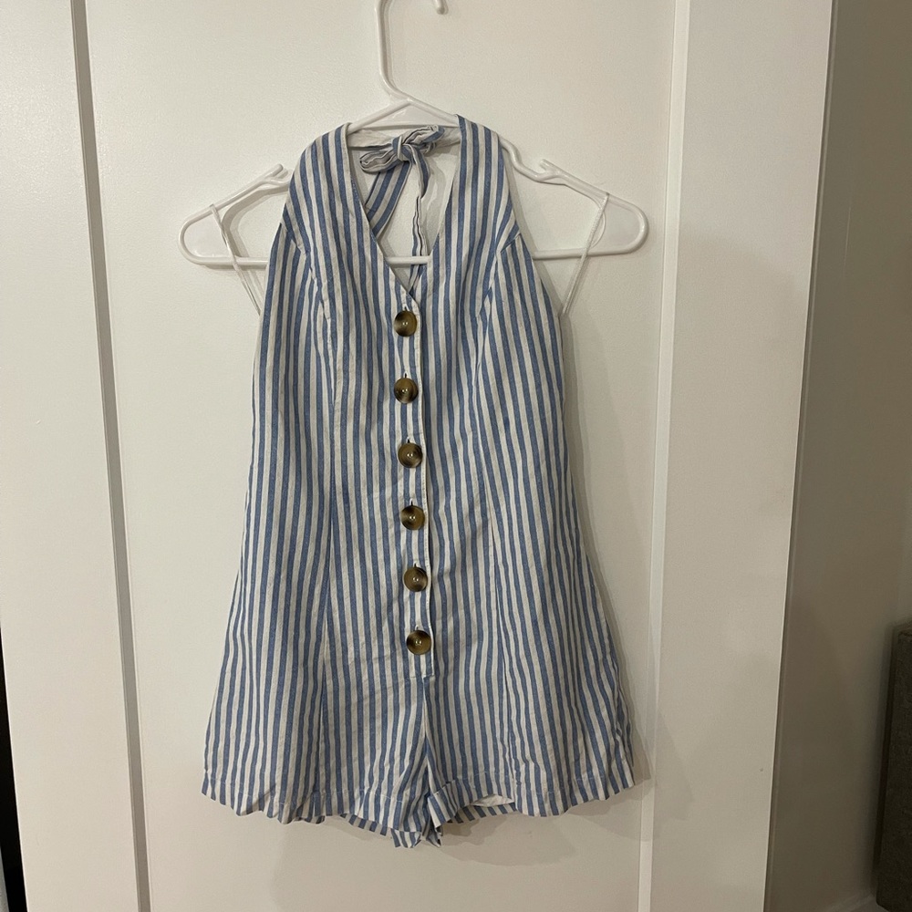 Backless romper